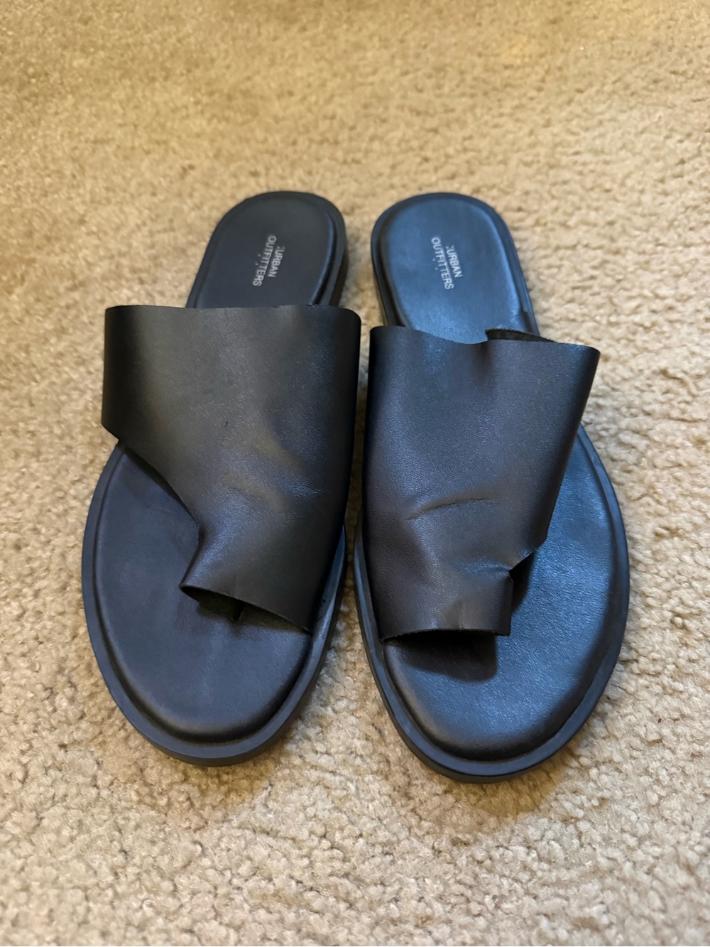 Urban Outfitters Toe Faux Leather Sandals Sz 8 Black Summer Boho Slides